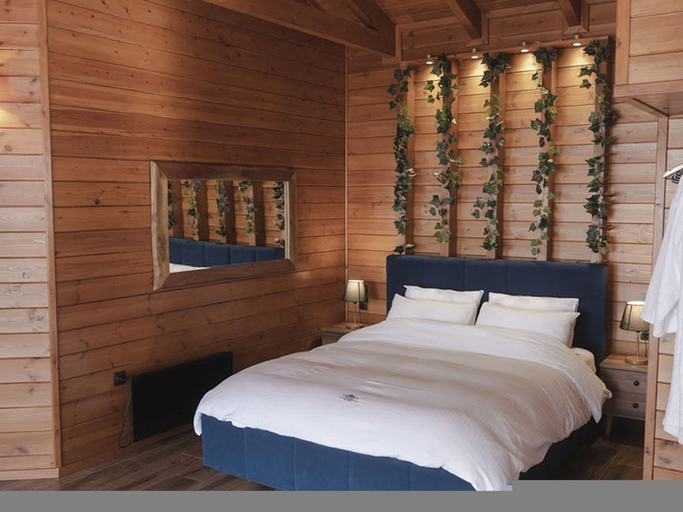 3, Chalet for two, Central Greece