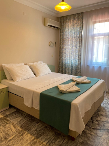 Bedroom 4, Ozay Apart Hotel, Marmaris