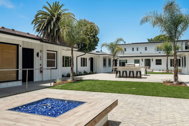 Exterior & Views 2, Beach House Inn, Santa Barbara