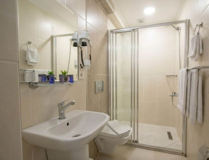 Bathroom 5, The Print House Hotel, Fatih