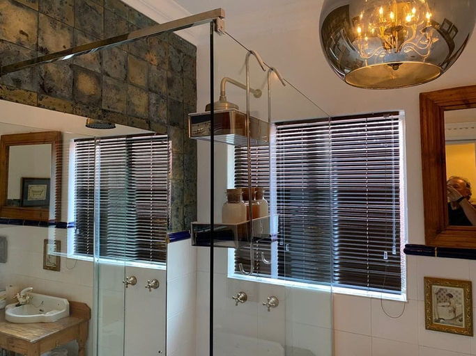 Bathroom 3, The Tuscan Garden Guesthouse, Amajuba