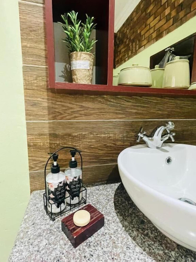 Bathroom 4, Kruger Afrique Lodge, Ehlanzeni