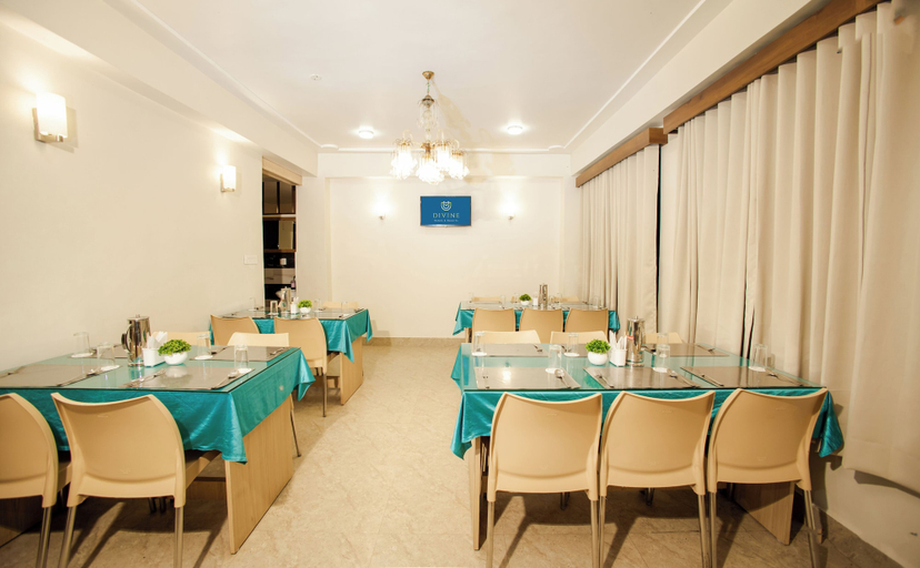Dining, Elite Zong Sikkim Hotel by Divine's, North Sikkim