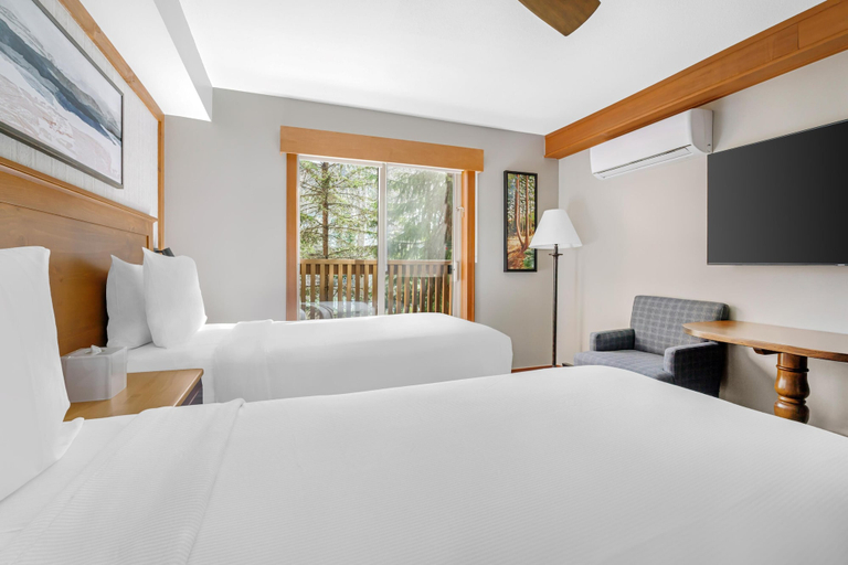 Bedroom 2, Hilton Grand Vacations Club Whistler, Squamish-Lillooet