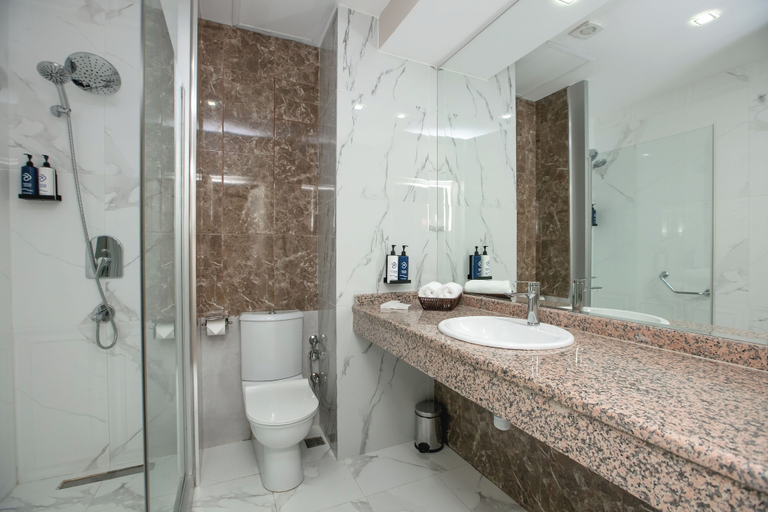 Bathroom 4, Park Dedeman Baku, Baku