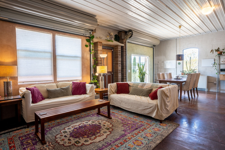 Living area, Ny Loft Vibe Hiker Basecamp Silver City 1 Bedroom Home, Grant