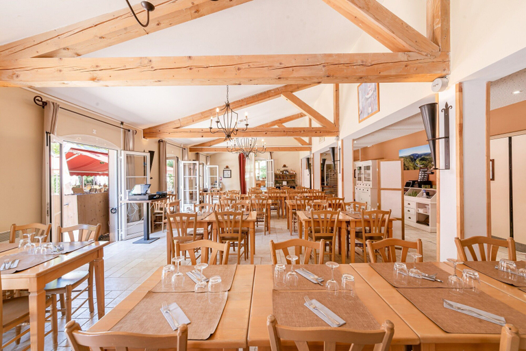Dining 4, 6-person Stunning Duplex Holiday House, Ardèche