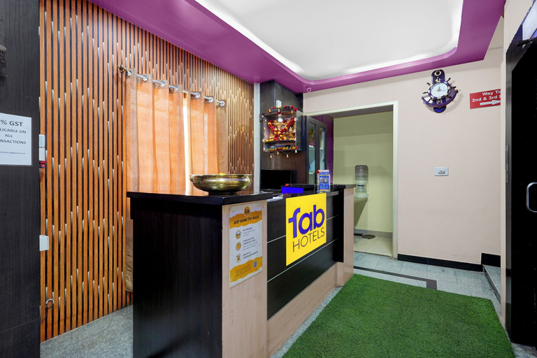 Reception 5, Fabhotel Guru Comforts, Bangalore