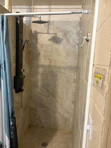 Bathroom 2, Mountain View RV Resort, Fremont