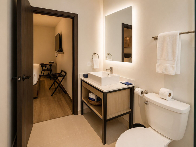 Bathroom 3, Grand Resort & Residences