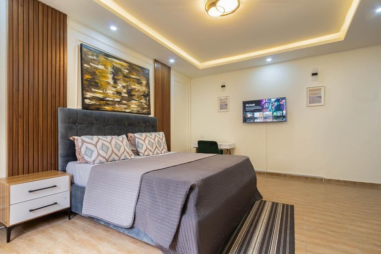 Room 5, Urban 1 bedroom, Eti-Osa
