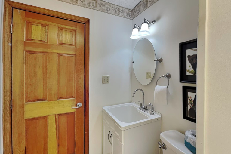 Bathroom 4, Innisfree by Taylor Made Deep Creek, Garrett