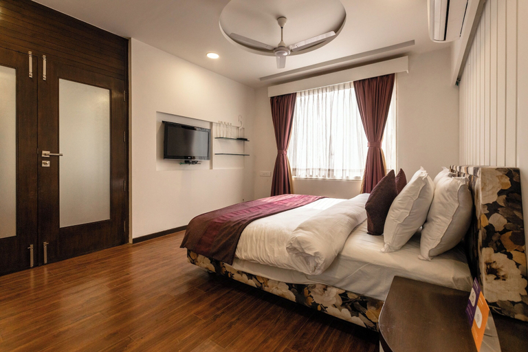 Room 4, Clubhouse Nami Residency Riverfront, Ahmadabad