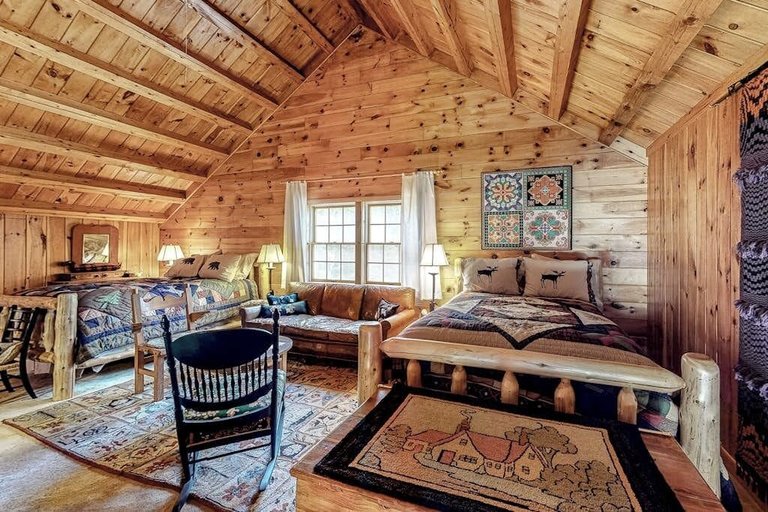 Room 2, Waterfront Home on Moose River With Firepit, Porch, Pool Table, Great River View, Somerset
