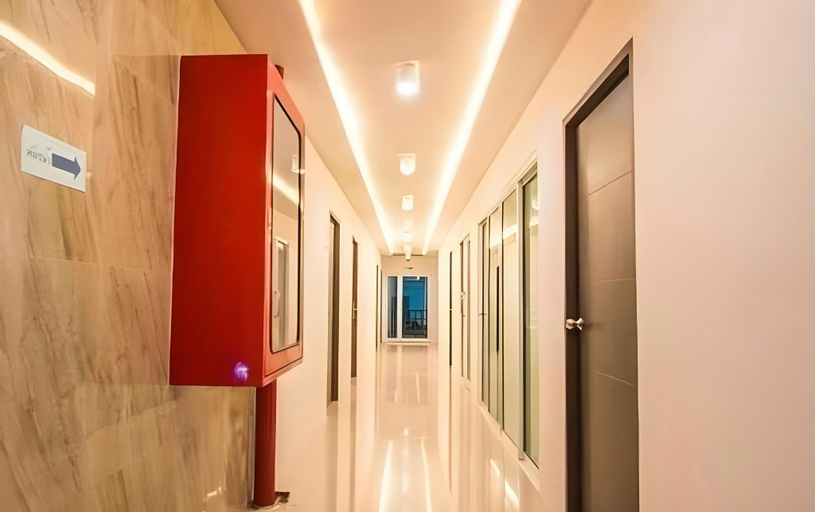 Others 5, Herry Residence, Muang Chiang Mai