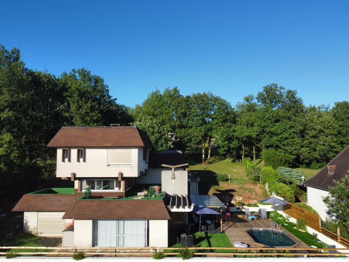 Exterior & Views, Lapausedegout, Lot