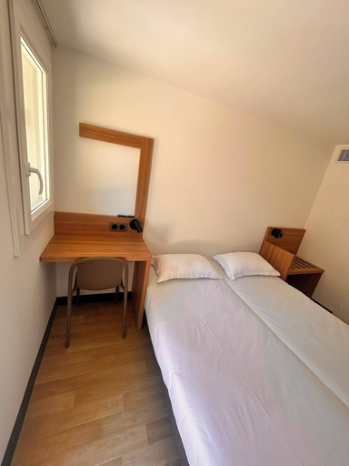 Bedroom 4, Kyriad ECO - Avignon Sud Parc des Expositions, Vaucluse