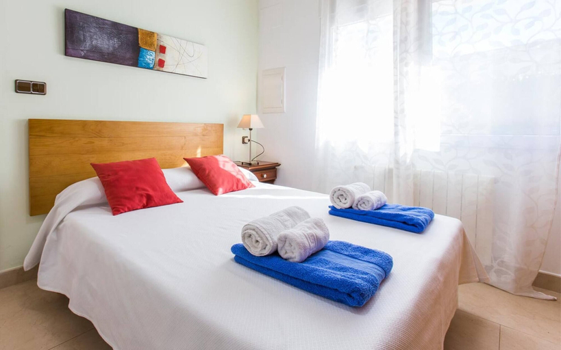 Room 3, Private Pool, Garden, Barbecue and Beach Nearby, Alicante