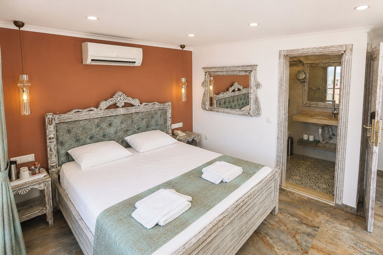 Room 2, Payam Agora Hotel Room Only, Shared Terrace & Kitchen, Kaş