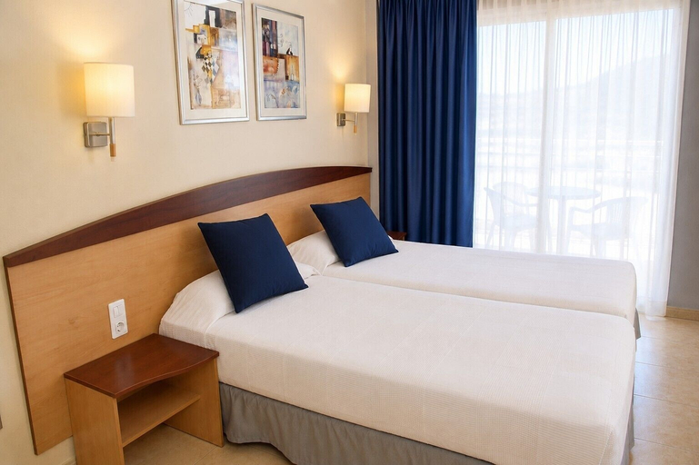 Bedroom 3, Apart-Hotel SunClub Salou, Tarragona