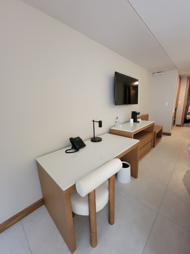 Others 3, Hotel Alameda, Distrito Central