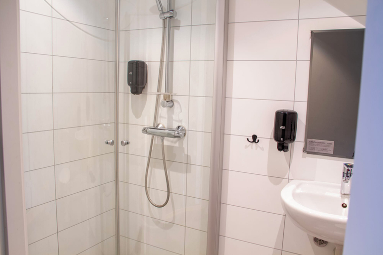 Bathroom 3, Fast Hotel Svolvær, Vågan