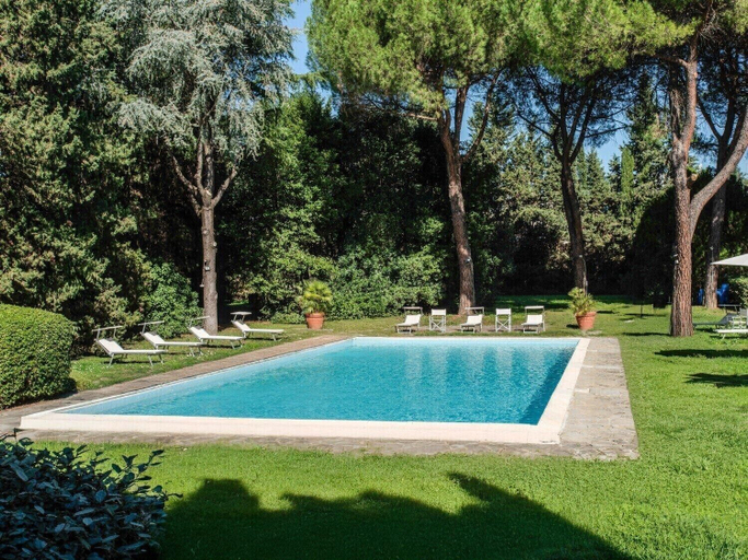 Sport & Beauty 3, B&B HOTEL CALENZANO FIRST, Florence