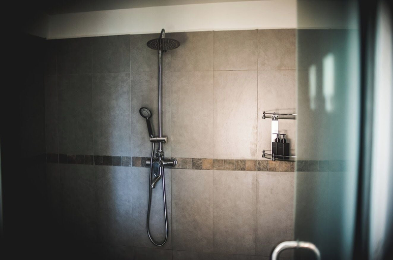 Bathroom 3, Samloem Laguna Resort, Sihanoukville