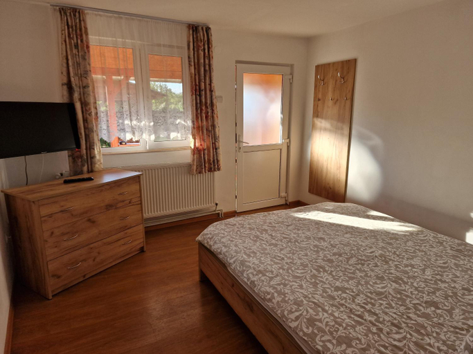 Bedroom 2, Casa Rodica Turda, Turda