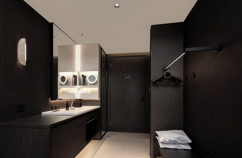 Bathroom 5, Atour Hotel The Bund Center River View, Shanghai