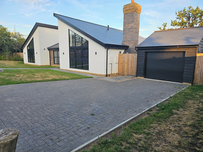 Exterior, Luxury Kent Bungalow Retreat Sleeps 12, Kent