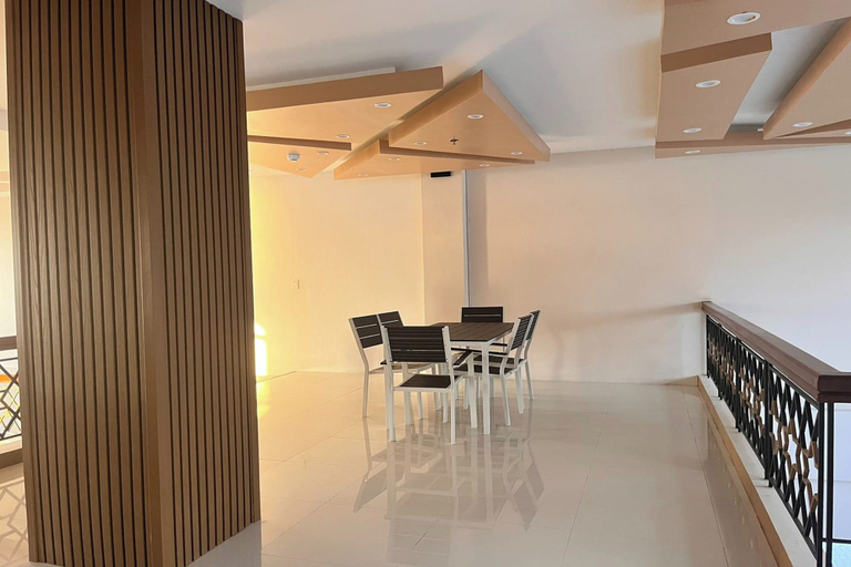 Hallway 3, Nscc Stella Maris Hotel & Convention Center, Cabugao