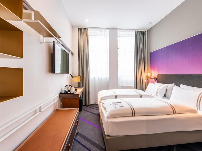 Bedroom 4, Premier Inn Wuppertal City Centre, Wuppertal