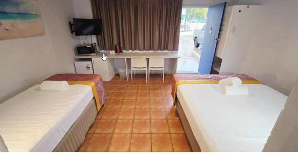 Room 2, Sunburst Motel, Gold Coast