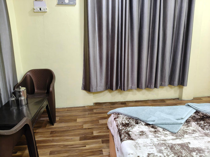 Bedroom 3, Triund Camps River Side Resort, Kangra