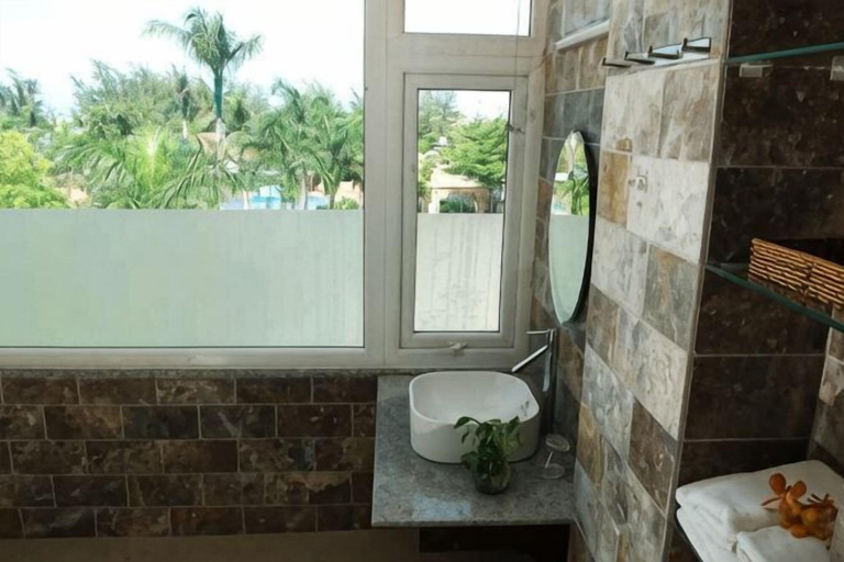 Bathroom 4, New Wave Hotel Vung Tau, Vũng Tàu