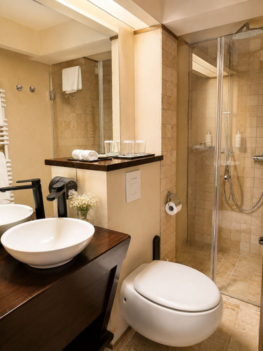 Bathroom 4, Ioana Hotels, Sinaia