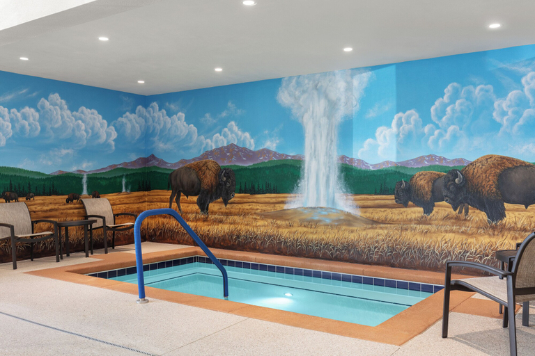 Sport & Beauty 2, Starlite Yellowstone, Tapestry Collection by Hilton, Gallatin