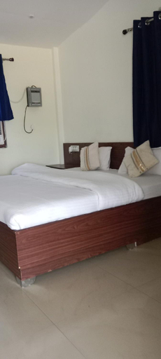 Bedroom 1, Bhavesh home Stay, Nainital