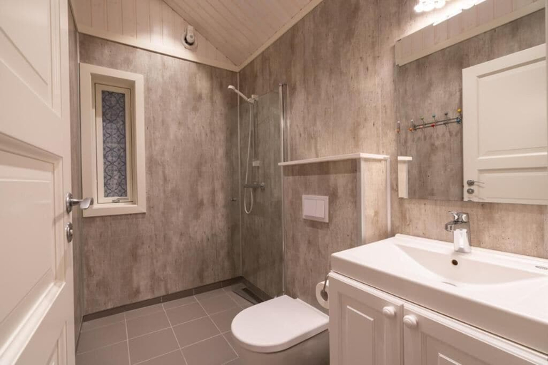 Bathroom 3, Jølstraholmen Landskapshotell, Jølster