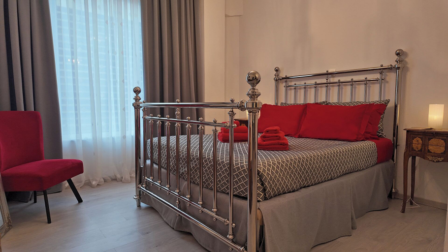 Bedroom 3, Athens Point, Attica