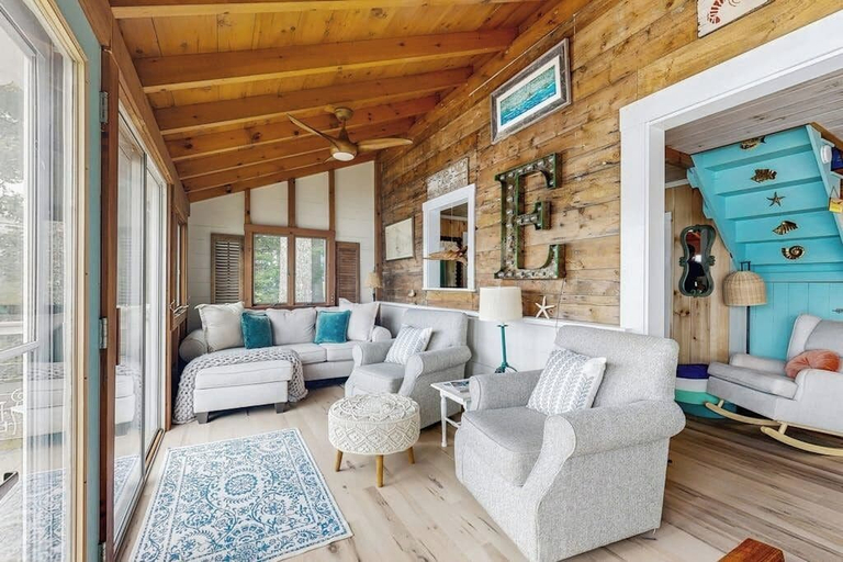 Living area 5, Charming Oceanfront Home With Stunning Water Views and Wifi, Sagadahoc