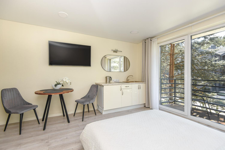 Bedroom 2, 2rest, Palangos