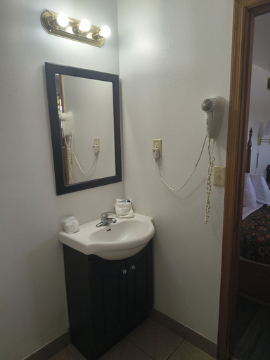 Bathroom 4, Budget Lodge Inn Abilene, Dickinson