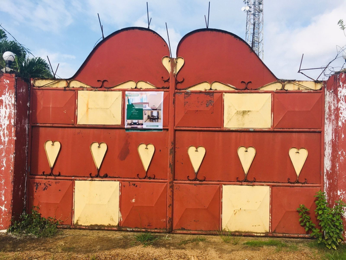 Miscellaneous, Bonawu awesome House, Greater Monrovia