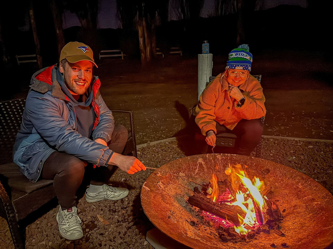 Food & Drinks 5, BIG4 Breeze Holiday Parks - Eildon, Murrindindi - East