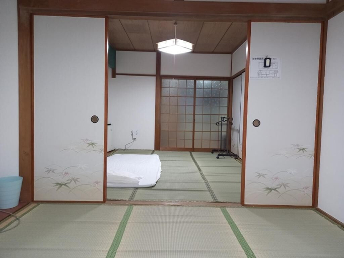 Others 5, Lucky House Guest House, Osaka
