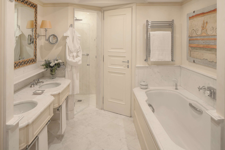 Bathroom 5, Caruso, A Belmond Hotel, Amalfi Coast, Salerno
