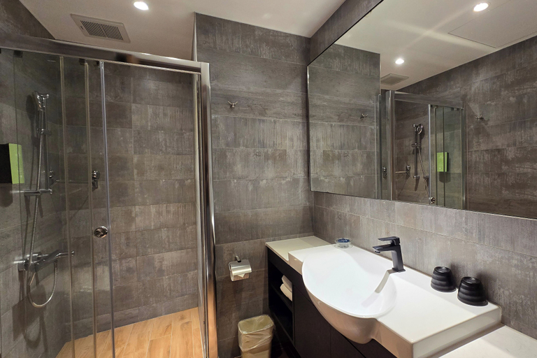 Bathroom 5, Hotel R14, Kaohsiung