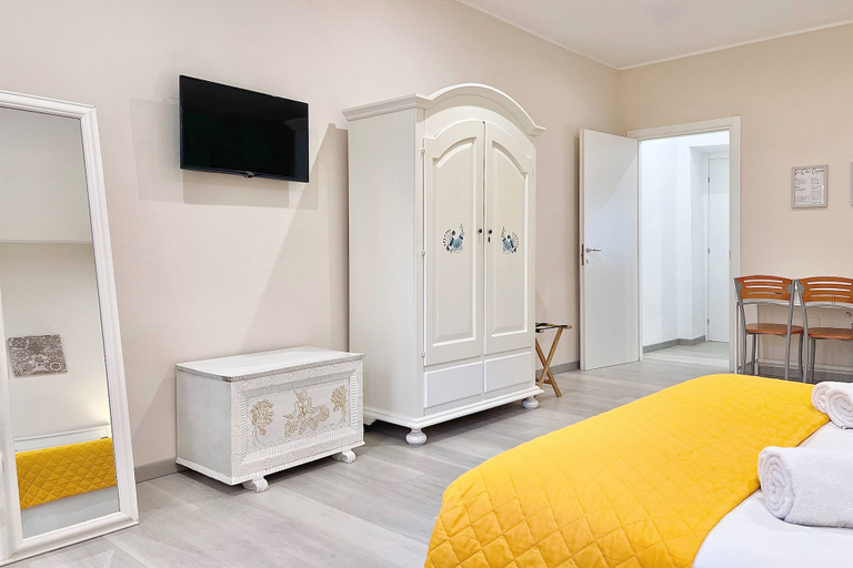 Bedroom 2, La Dolce Cagliari Holiday Home, Cagliari